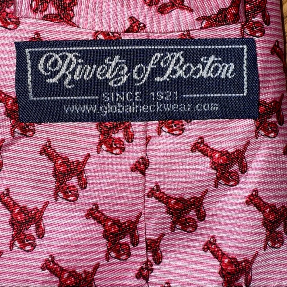 Rivetz of Boston‎ 100% Silk Pink Lobster Tie